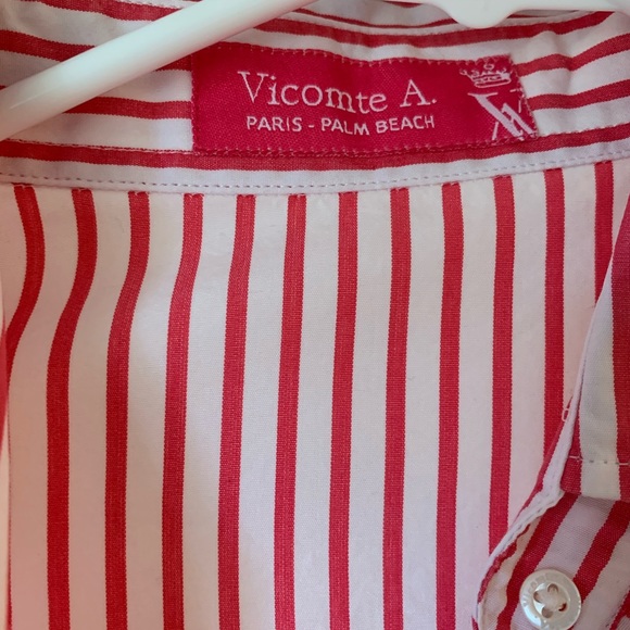 Women’s Button Up Top - Picture 2 of 3